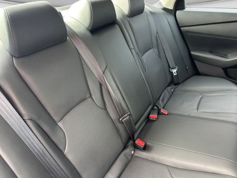 Used 2023 Honda Accord EX-L image 18