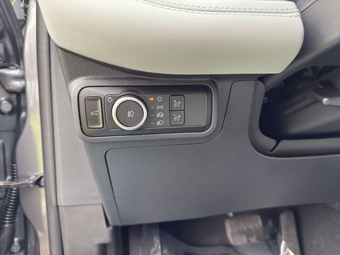 New 2026 Ford Explorer Platinum w/ LUX Leather Package image 15