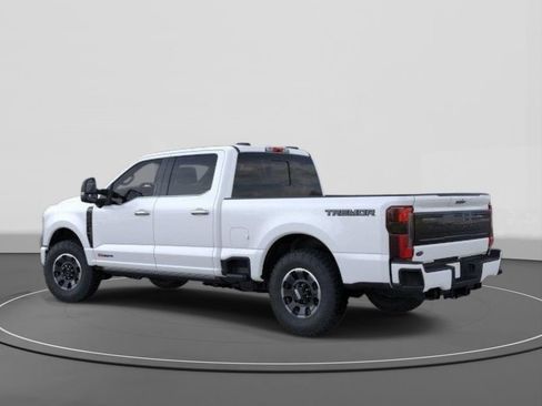 New 2026 Ford F250 Platinum w/ Tremor Off-Road Package AWD/4WD image 4