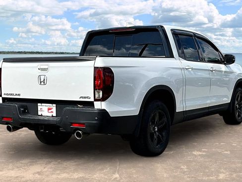 Used 2023 Honda Ridgeline Black Edition image 4