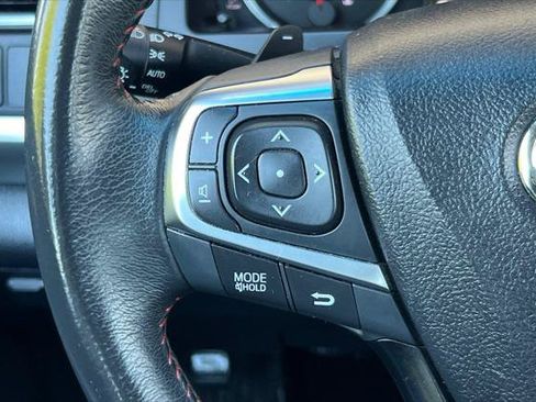 Certified 2017 Toyota Camry SE FWD image 23