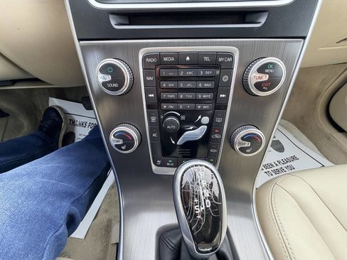 Used 2015 Volvo S60 T5 Premier image 48