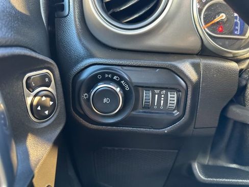 Certified 2021 Jeep Wrangler Unlimited Sport image 25