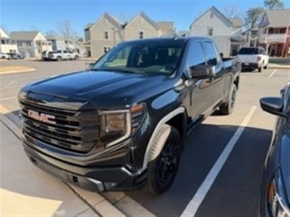 Used 2025 GMC Sierra 1500 Elevation w/ Preferred Package