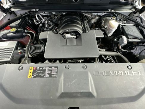 Used 2018 Chevrolet Suburban LS image 36