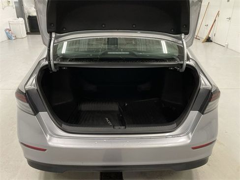 Used 2024 Honda Accord EX image 15