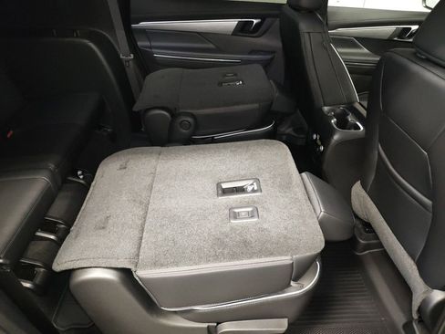 New 2026 Buick Enclave Preferred w/ Power Package image 13