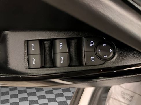 Certified 2025 Chevrolet Equinox LT AWD/4WD image 29