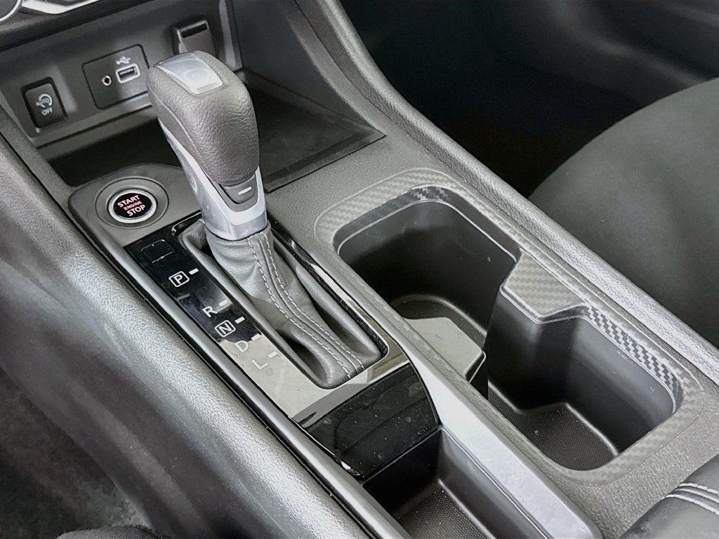 Used 2025 Nissan Sentra S FWD image 17