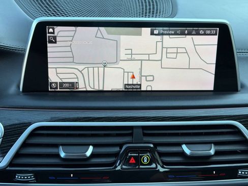 Used 2022 BMW 740i xDrive w/ M Sport Package AWD/4WD image 21