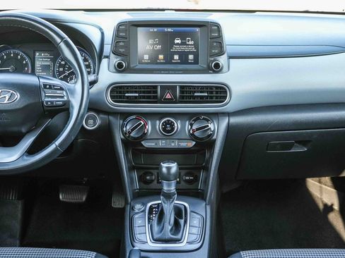 Used 2020 Hyundai Kona SEL Plus FWD image 16