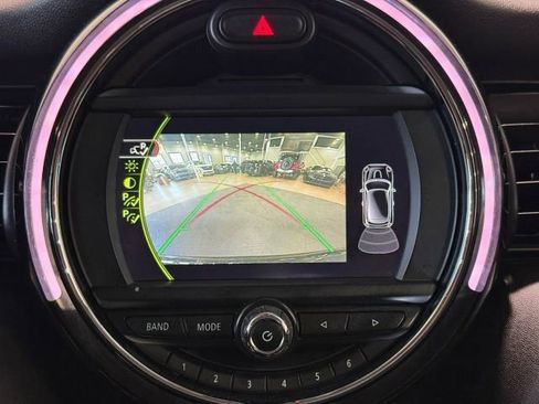 Used 2018 MINI Cooper 2-Door Hardtop FWD image 19