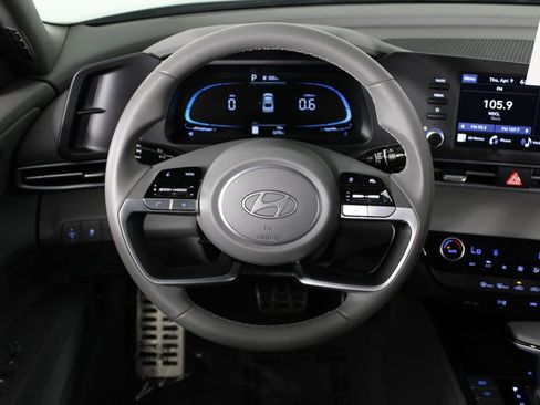 Used 2026 Hyundai Elantra Sport image 10