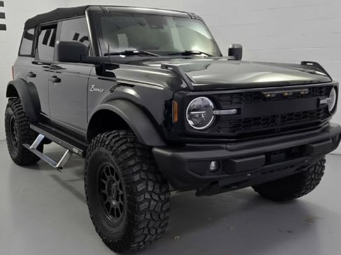 Used 2021 Ford Bronco Big Bend w/ Sasquatch Package AWD/4WD image 4