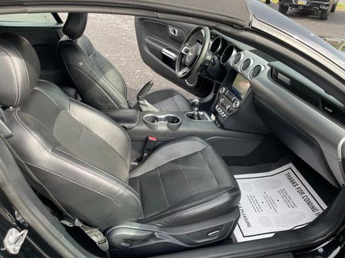 Used 2019 Ford Mustang GT Premium w/ Black Accent Package RWD image 23