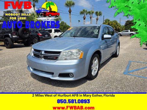 Used 2013 Dodge Avenger SXT FWD image 1