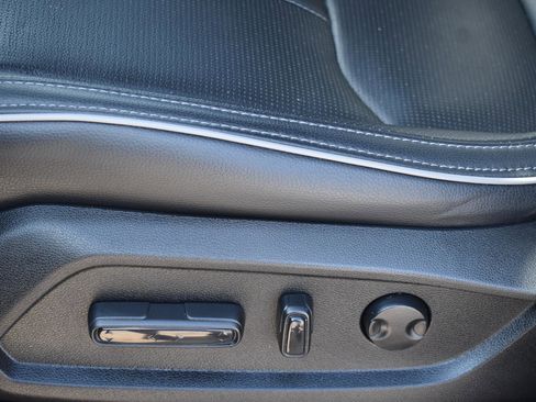 Used 2023 Honda Pilot Elite image 24