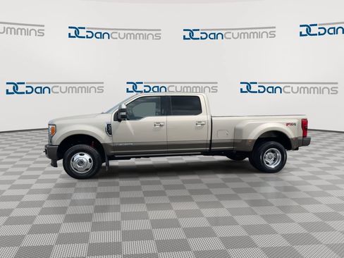 Used 2017 Ford F350 King Ranch w/ King Ranch Ultimate Package AWD/4WD image 5