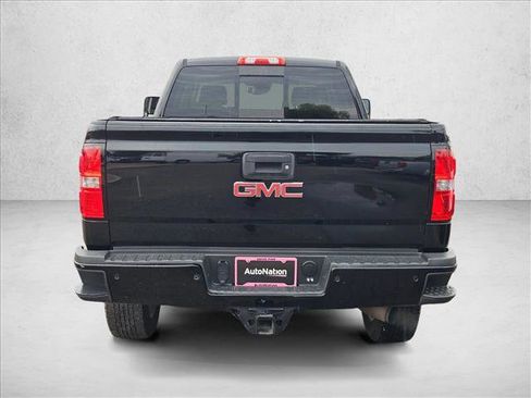 Used 2015 GMC Sierra 2500 Denali w/ Duramax Plus Package image 7
