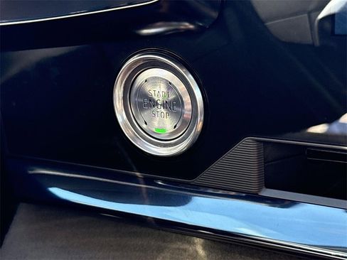 Used 2024 Chevrolet Corvette Stingray Premium Cpe w/ Z51 Performance Package image 15