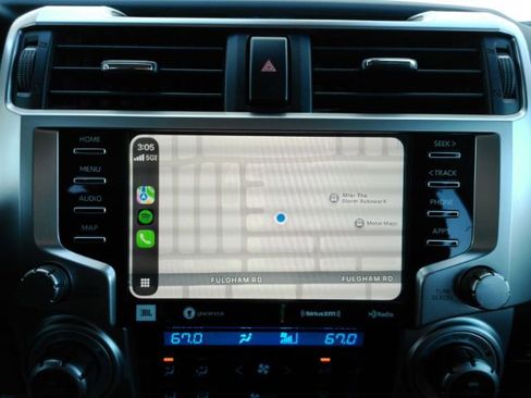 Used 2023 Toyota 4Runner Limited image 12