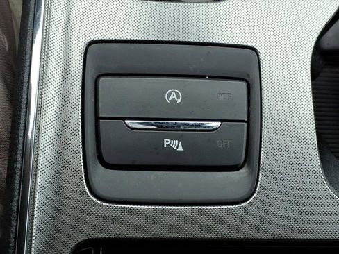 Used 2023 Ford Edge Titanium image 20