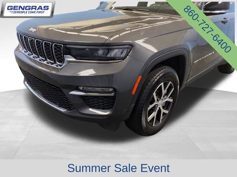 Certified 2025 Jeep Grand Cherokee Limited w/ Luxury Tech Group II AWD/4WD image 54