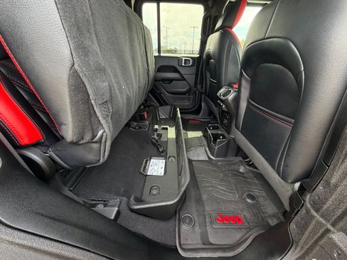 Used 2020 Jeep Gladiator Sport w/ Quick Order Package 24S AWD/4WD image 31