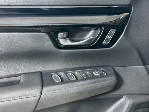 Used 2025 Honda CR-V EX-L image 24