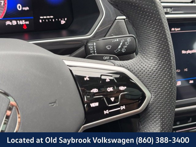 Certified 2024 Volkswagen Tiguan SE R-Line AWD/4WD image 44