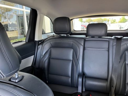 Used 2024 Lincoln Nautilus Premier image 39