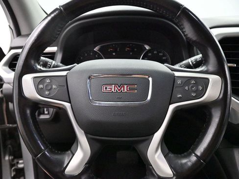 Used 2020 GMC Acadia SLT FWD image 19