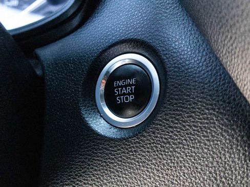 Used 2024 Toyota Corolla SE image 30