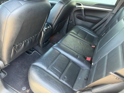 Used 2010 Porsche Cayenne AWD/4WD image 16