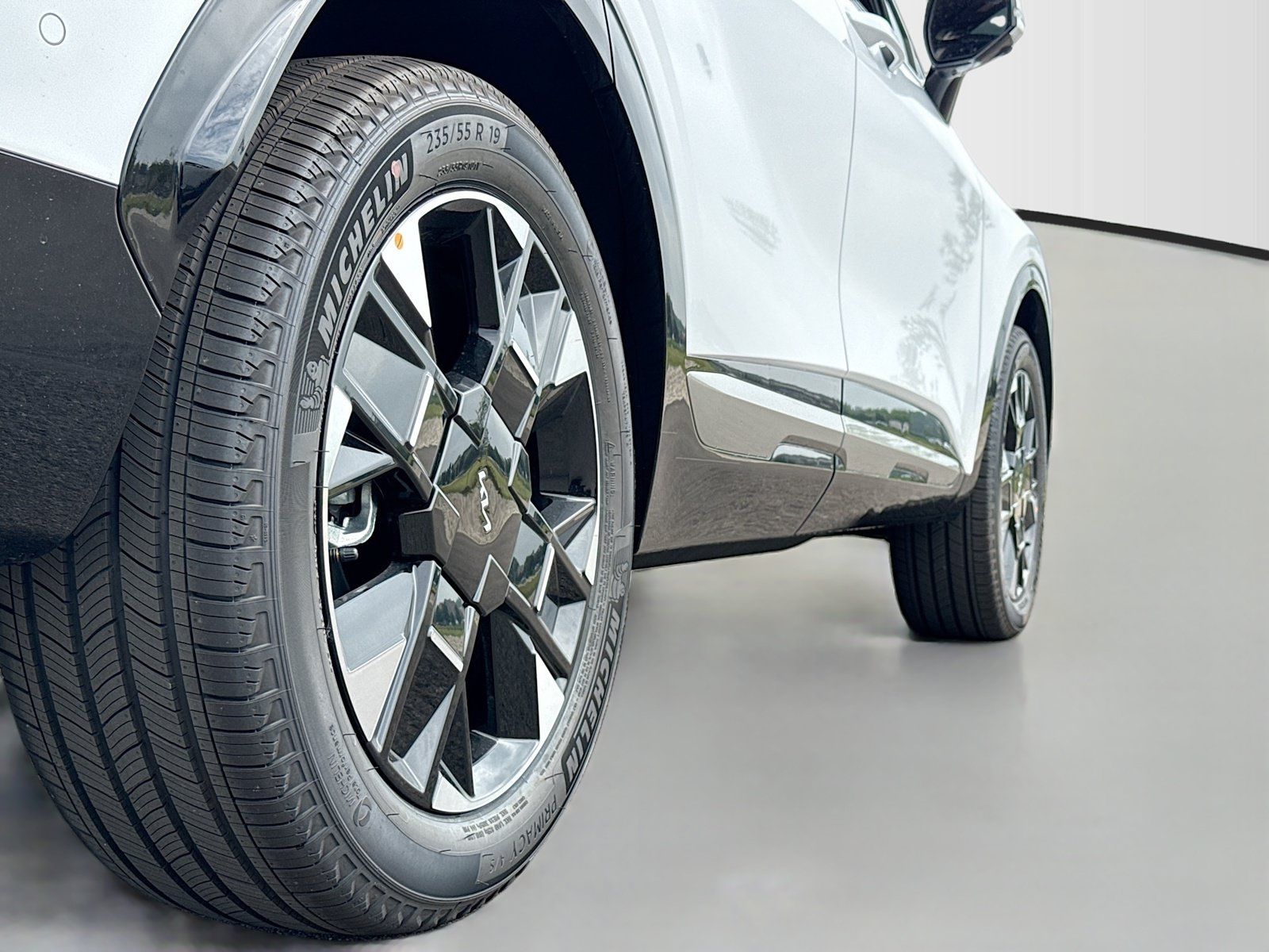 New 2026 Kia Sportage SX AWD/4WD image 12
