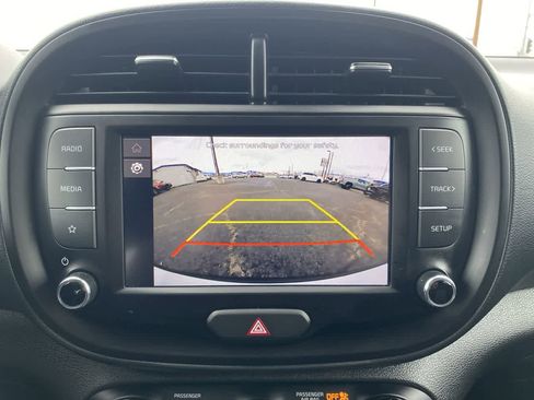 Used 2024 Kia Soul LX w/ Option Group 015 image 17