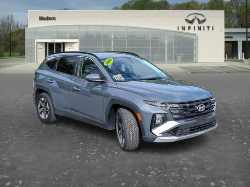 Used 2025 Hyundai Tucson SEL image 2