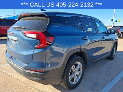 Used 2024 GMC Terrain SLE image 20