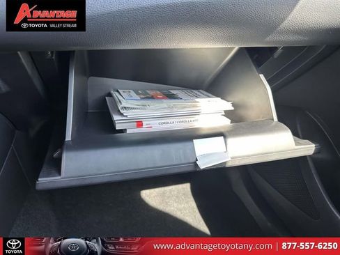 Used 2023 Toyota Corolla SE w/ Carpet Mat Package (TMS) FWD image 38