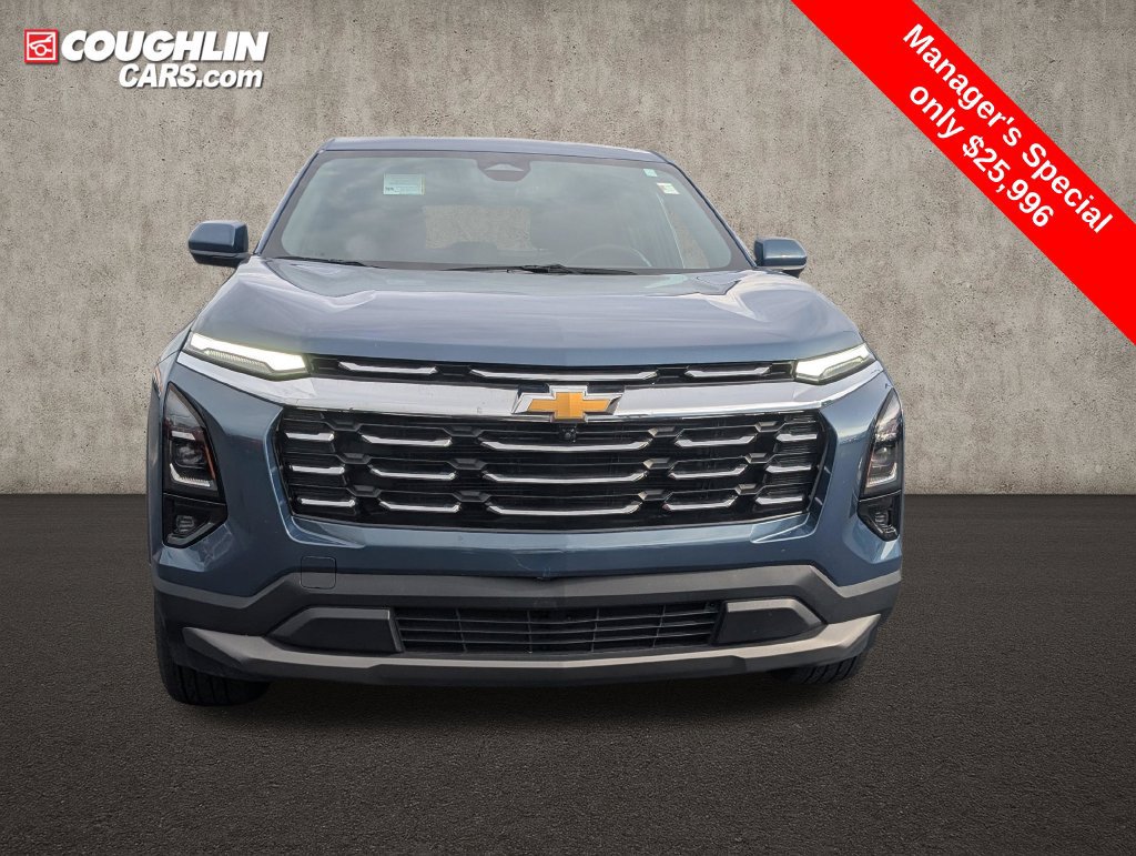 Used 2026 Chevrolet Equinox LT w/ Safety and Technology Package FWD image 2