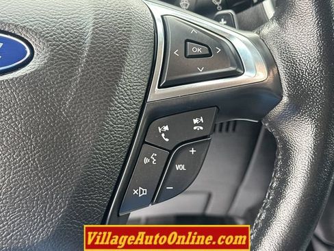 Used 2017 Ford Edge SEL w/ Utility Package FWD image 29