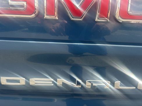 Used 2024 GMC Sierra 1500 Denali w/ Denali Reserve Package AWD/4WD image 7
