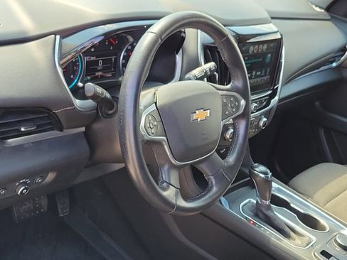 Used 2019 Chevrolet Traverse LT w/ LPO, Floor Liner Package AWD/4WD image 9
