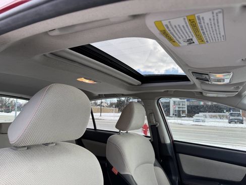 Used 2017 Subaru Crosstrek 2.0i Premium w/ Moonroof Package image 24