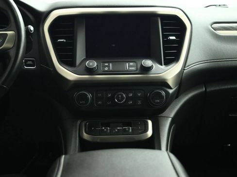 Used 2022 GMC Acadia Denali w/ Denali Ultimate Package AWD/4WD image 39