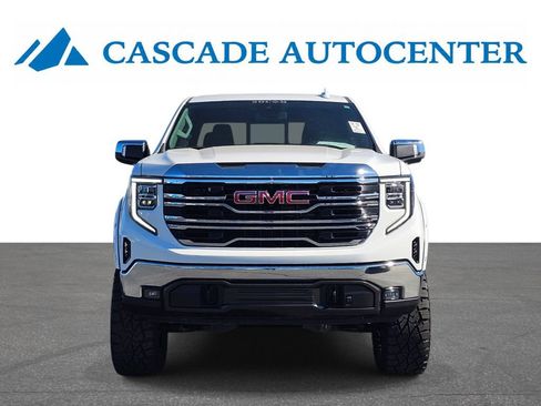 Used 2025 GMC Sierra 1500 SLT AWD/4WD image 15