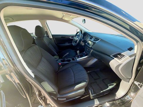 Used 2019 Nissan Sentra SV image 30