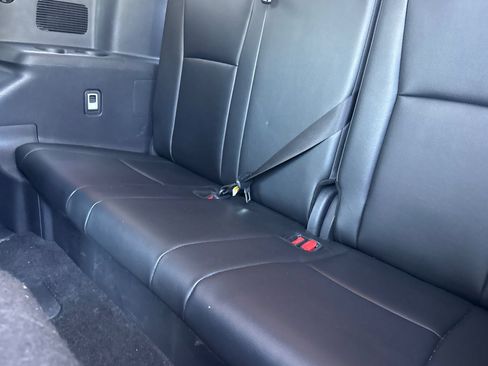 Used 2026 Toyota Highlander XLE AWD/4WD image 34