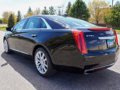 Used 2016 Cadillac XTS Luxury w/ Driver Awareness Package AWD/4WD image 4