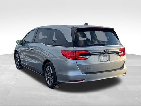 Used 2023 Honda Odyssey EX-L image 3